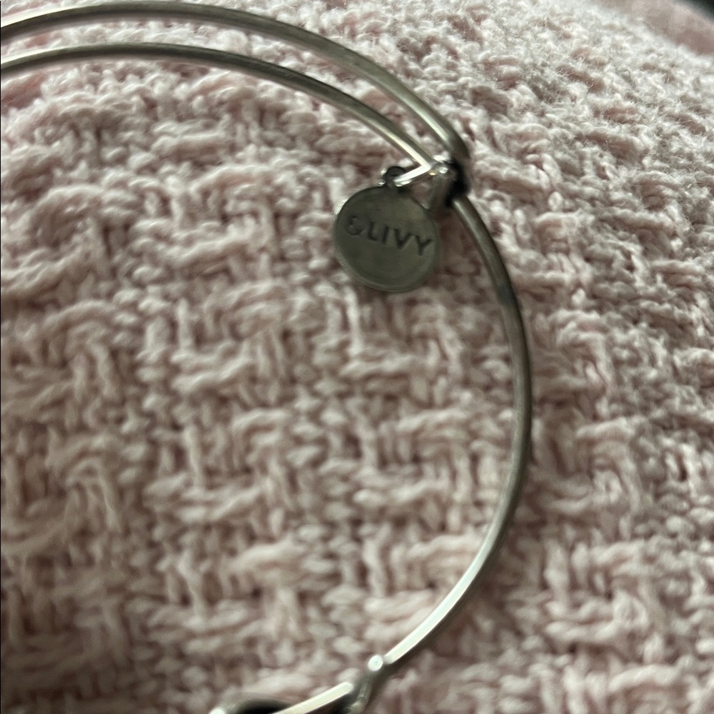 &LIVY Silver Angel Wing Bracelet - Picture 2 of 3